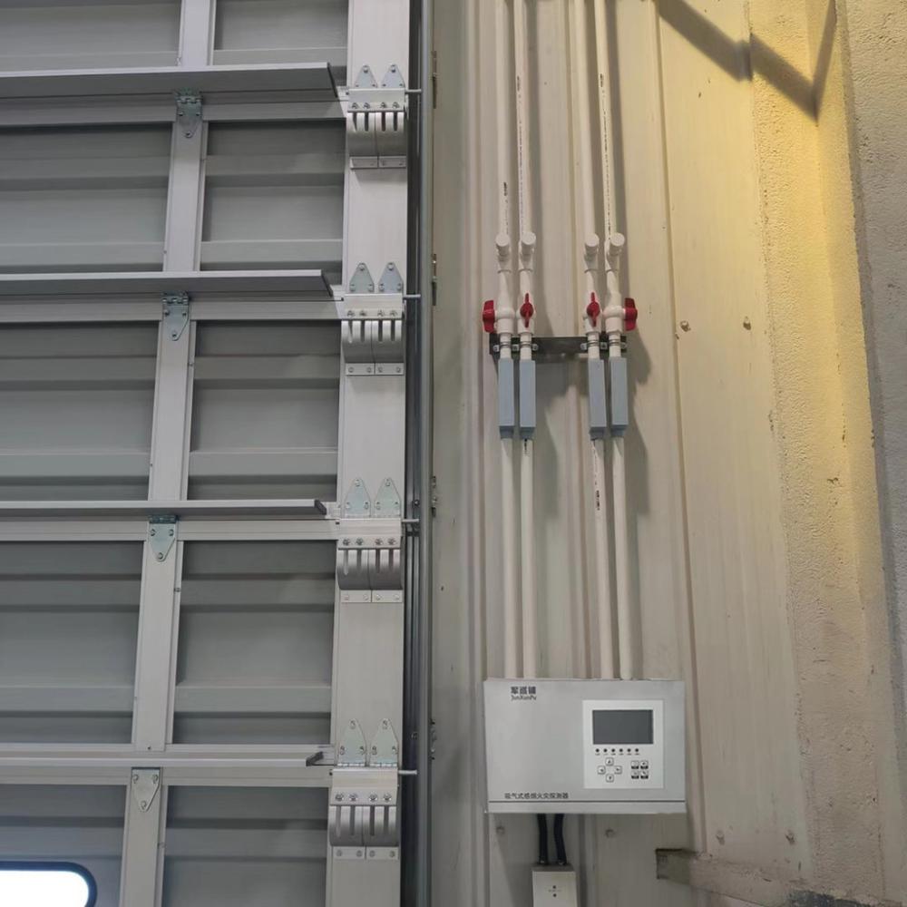 1723605742.jpg 吸气式感烟火灾探测器安装图.jpg